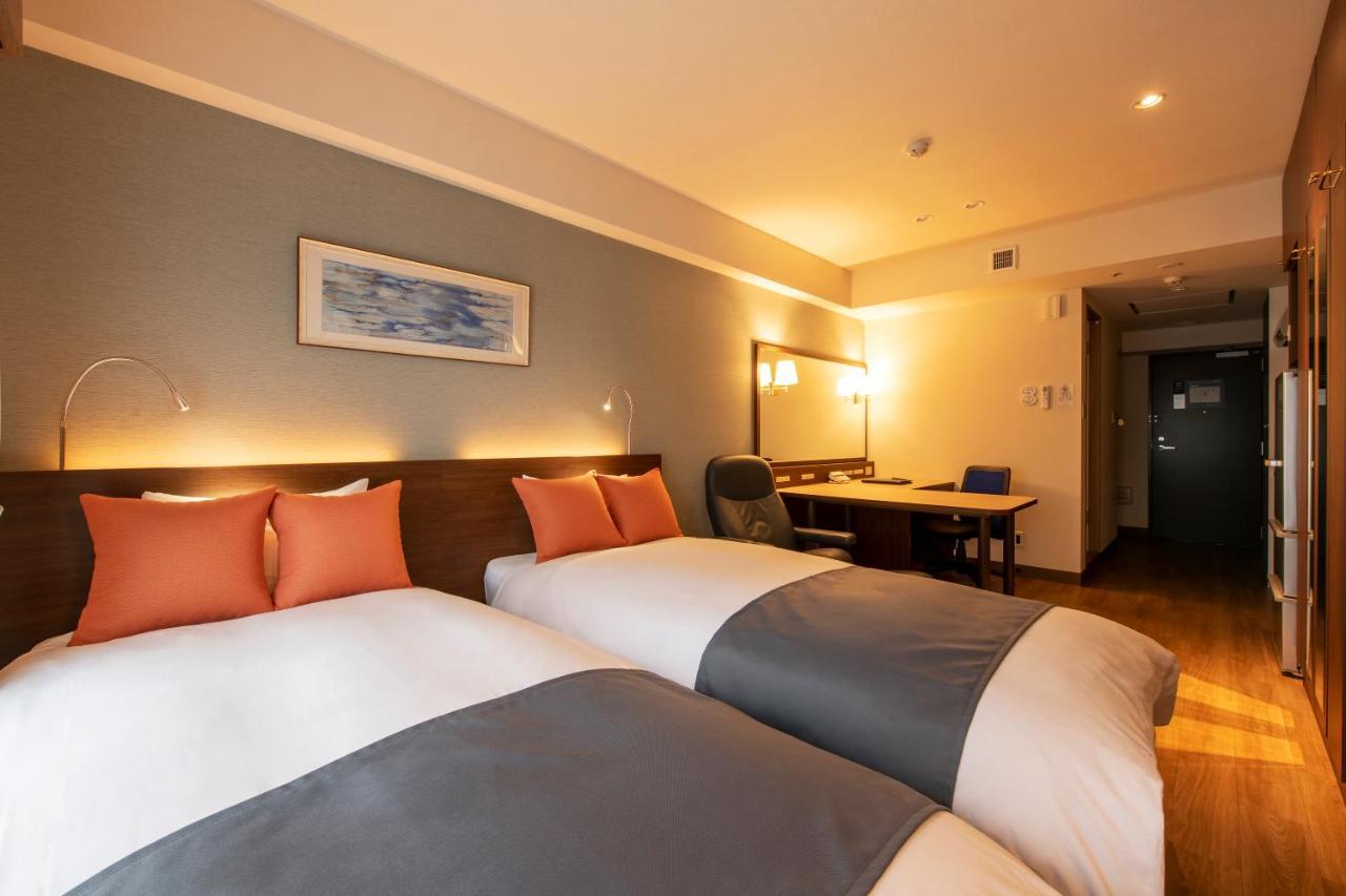 Hotel New Port Yokosuka Eksteriør bilde